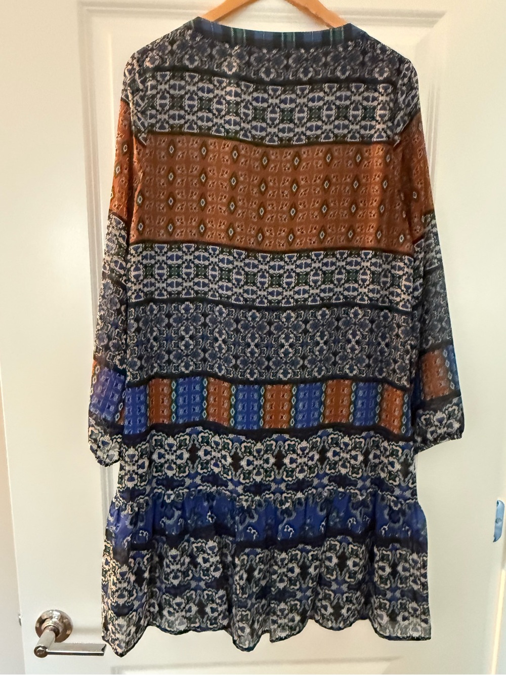 Dress - Picture 3 of 4